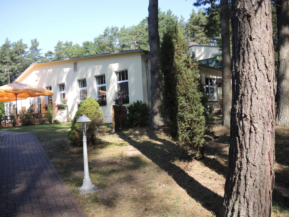 Eingangsbereich Inselhotel Brückentinsee