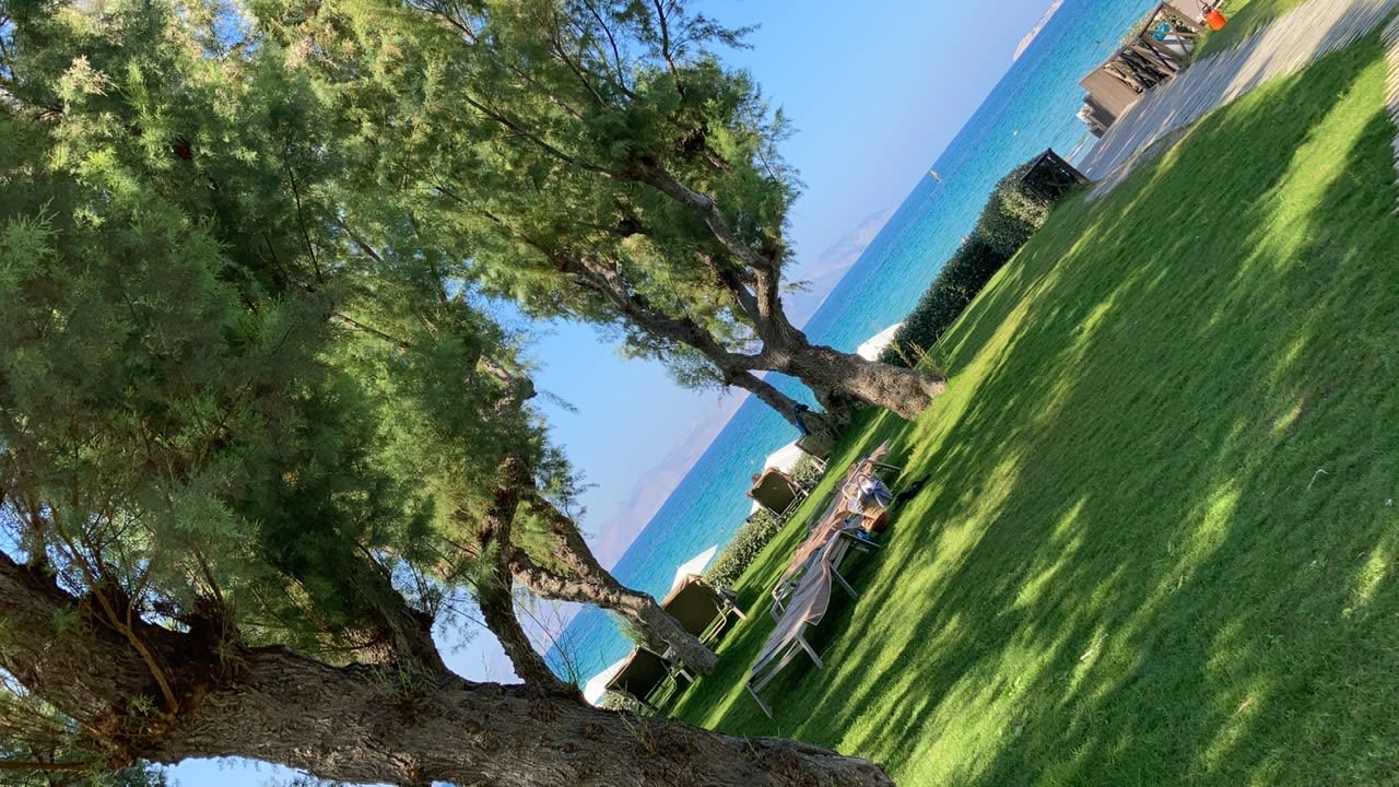 Strand Neptune Luxury Resort