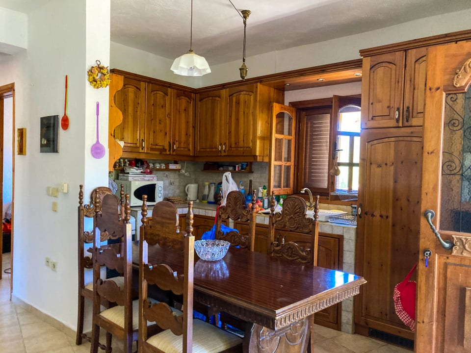 Zimmer Traditional Apartment In Kalamitsi