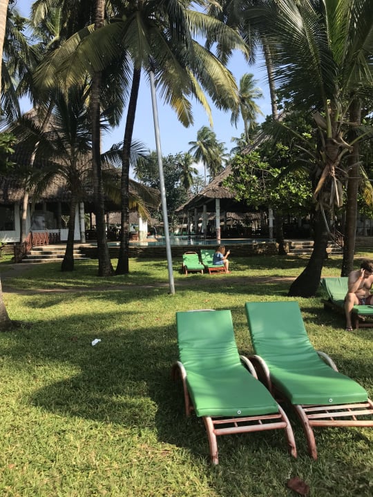 Gartenanlage Neptune Village Beach Resort & Spa