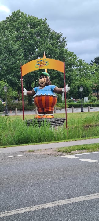 Außenansicht Heide Park Abenteuerhotel
