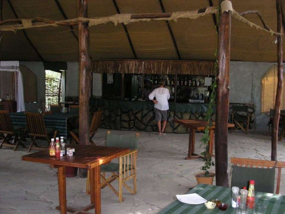 Bar und Restaurantbereich Aruba-Mara Camp