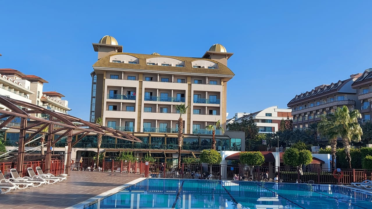 Außenansicht Aydinbey Kings Palace & Spa