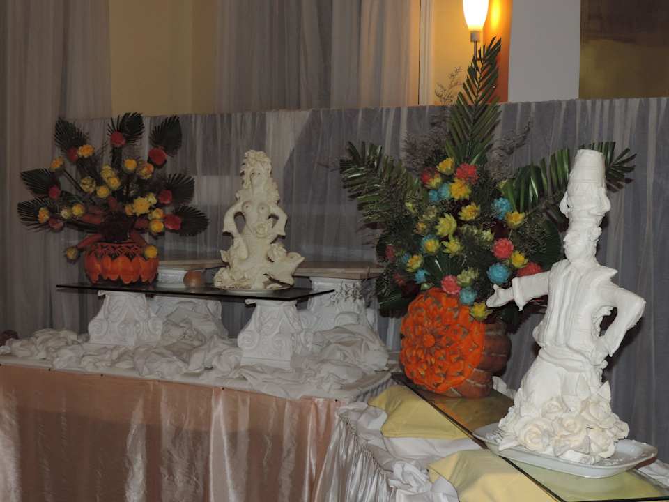 Deko für das Buffet Mahdia Beach & Aquapark