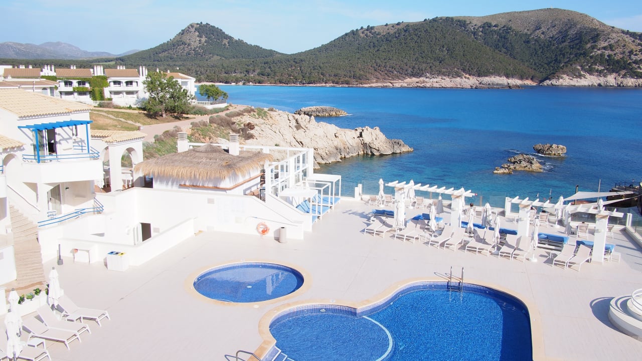 Pool Parque Nereida Suites Hotel