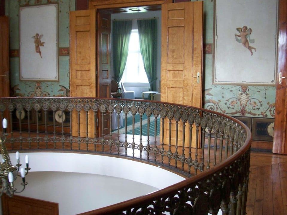 zu den Suiten in der 1. Etage Hotel Schloss Passow