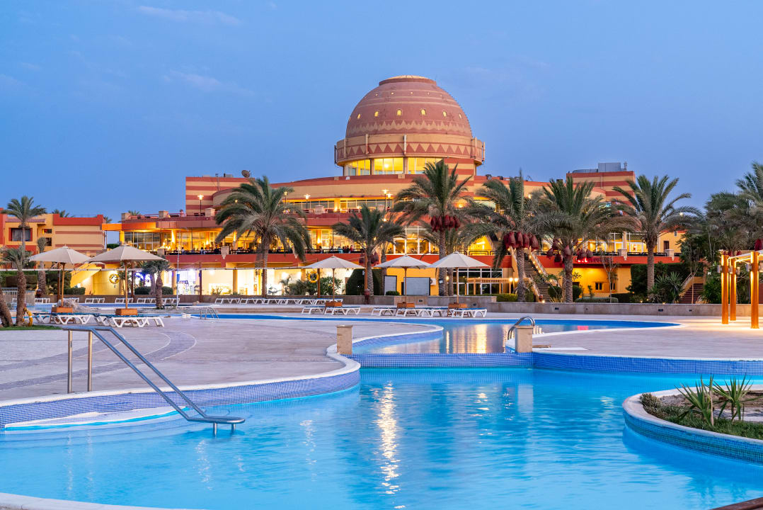 Pool Malikia Resort Abu Dabbab