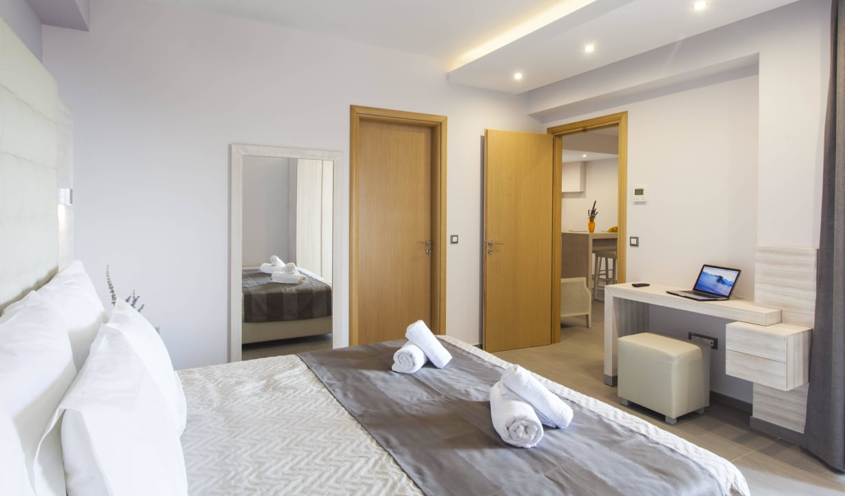 Room Aqua Oliva Resort - Across Hotels & Resorts