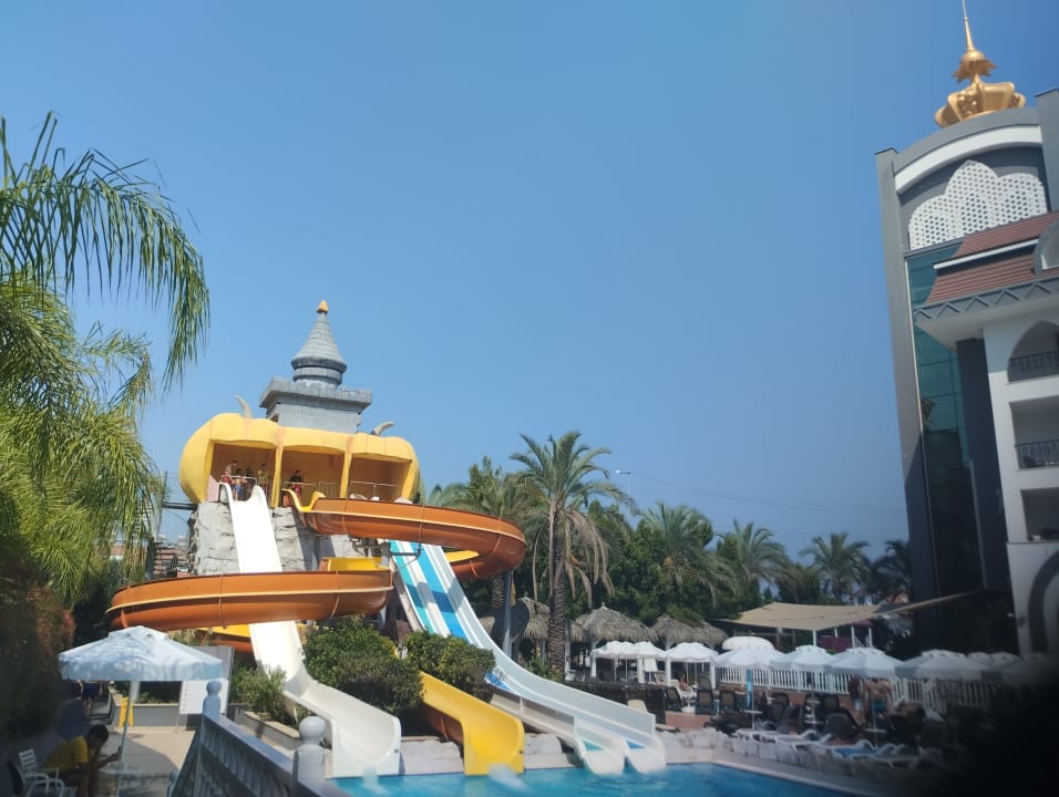 Sport & Freizeit Well Palace Side