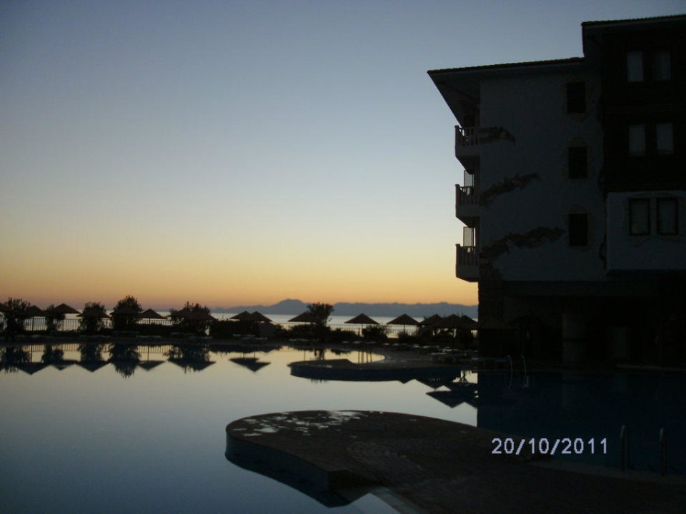 Abends am Pool Hotel Defne Dream