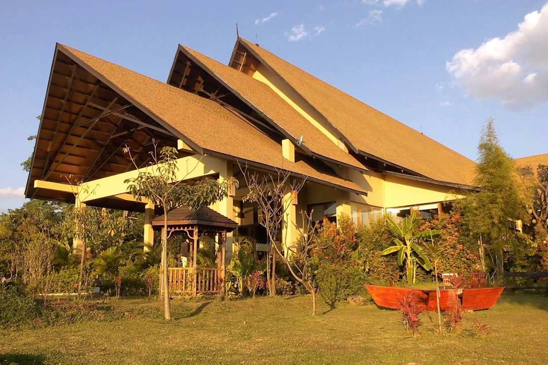 Außenansicht vom Restaurant & Bar Amata Garden Resort
