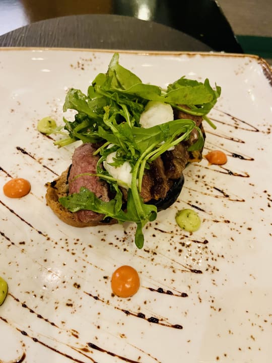 Gastro Anantara The Palm Dubai Resort