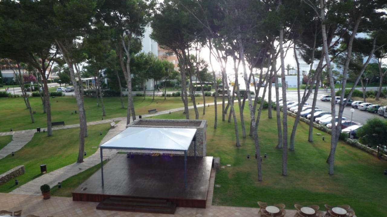 Ausblick vom Balkon am Morgen Hipotels Hipocampo Palace & Spa