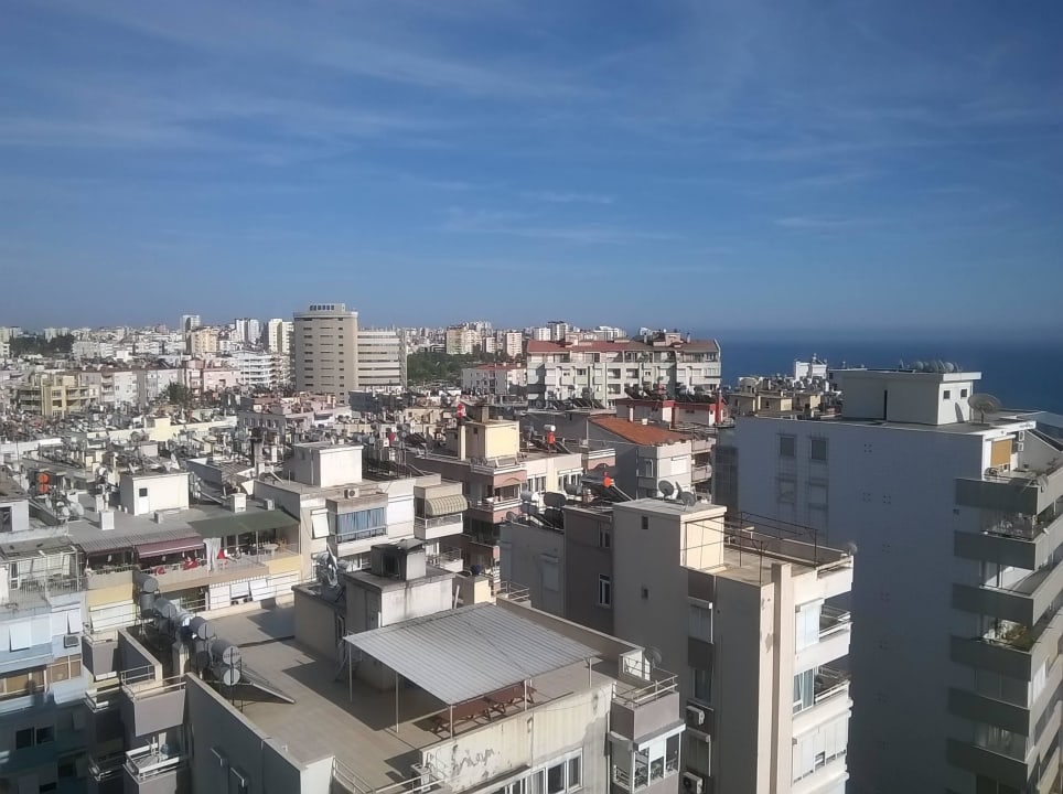 Aussicht vom Balkon Ramada Plaza by Wyndham Antalya