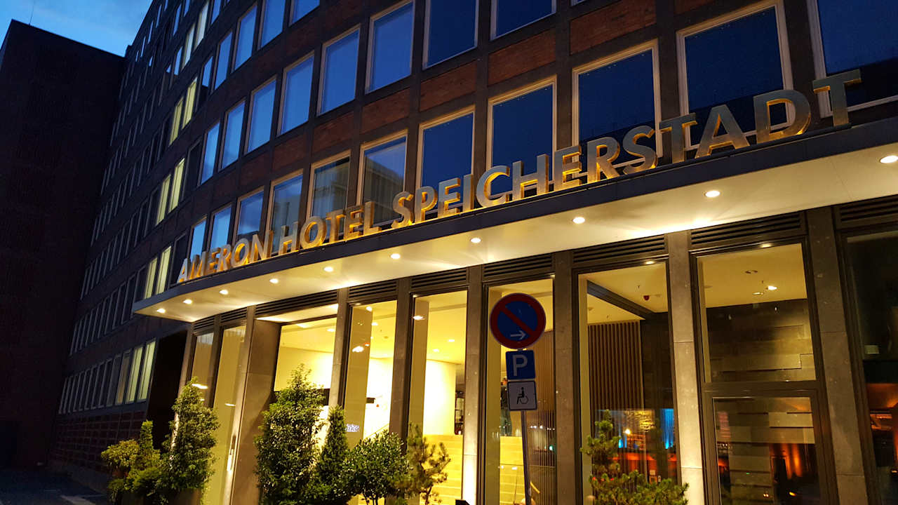 Außenansicht AMERON Hamburg Hotel Speicherstadt