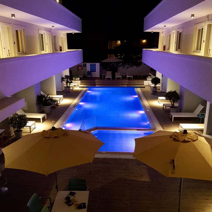 Pool Sentido More Meni Residence & Suites