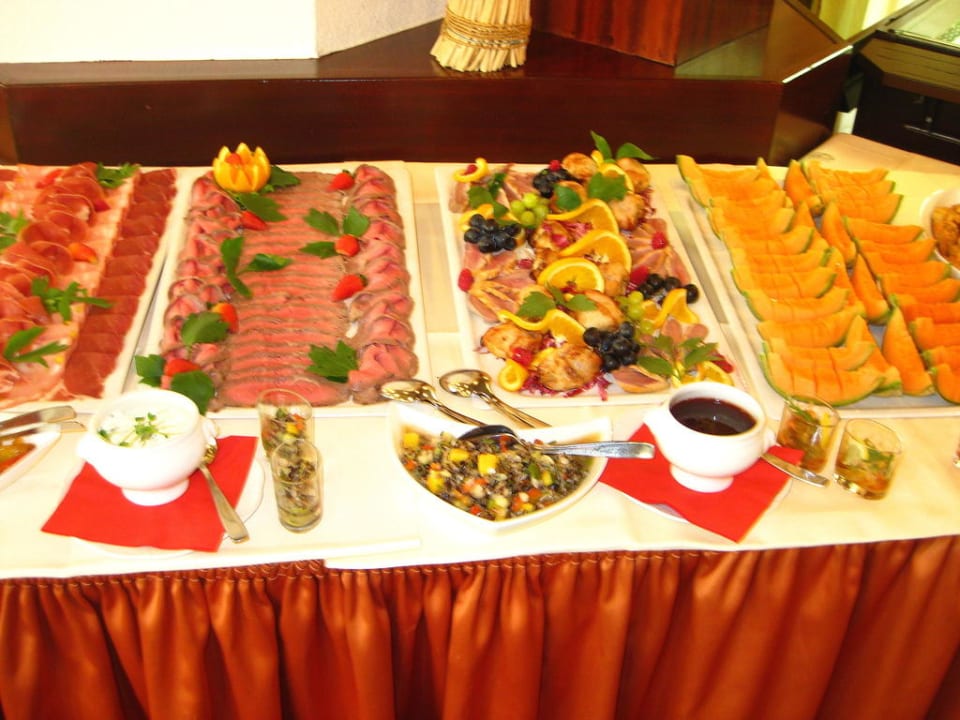 Büffet am Samstag Waldeck Spa Kur- & Wellness Resort