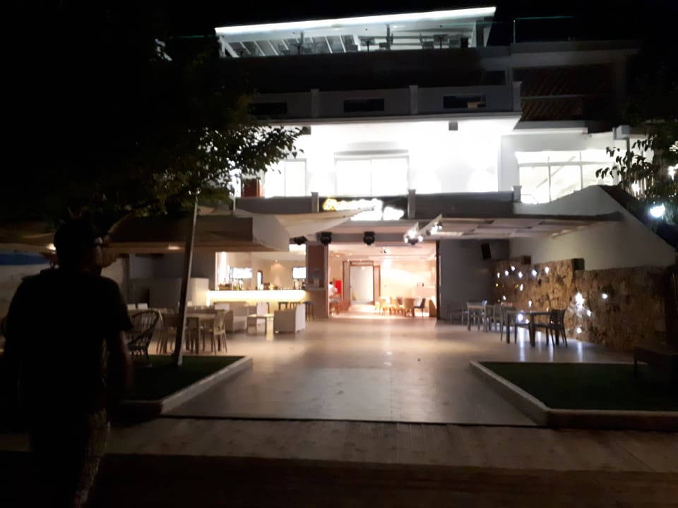 Gastro Alexandra Beach Resort & Spa