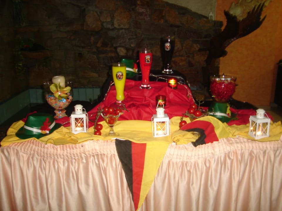 Themenabend Deutschland im Restaurant Irene Palace Beach Resort Club alltoura