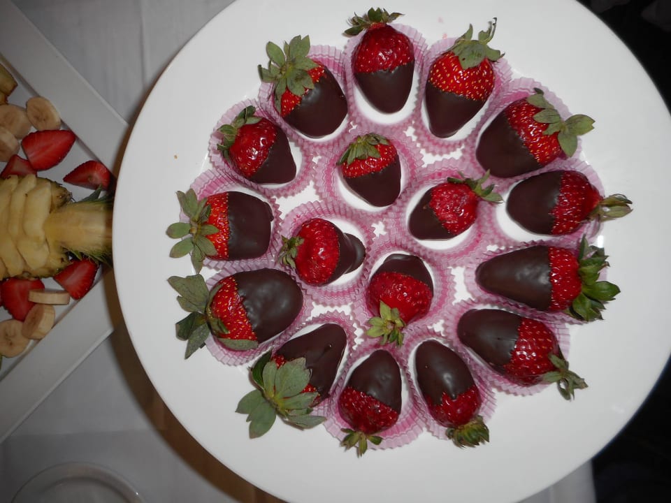Strawberry  Apollonia Beach Resort & Spa