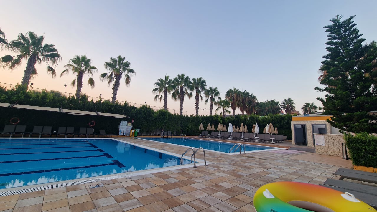 Pool Hane Family Resort