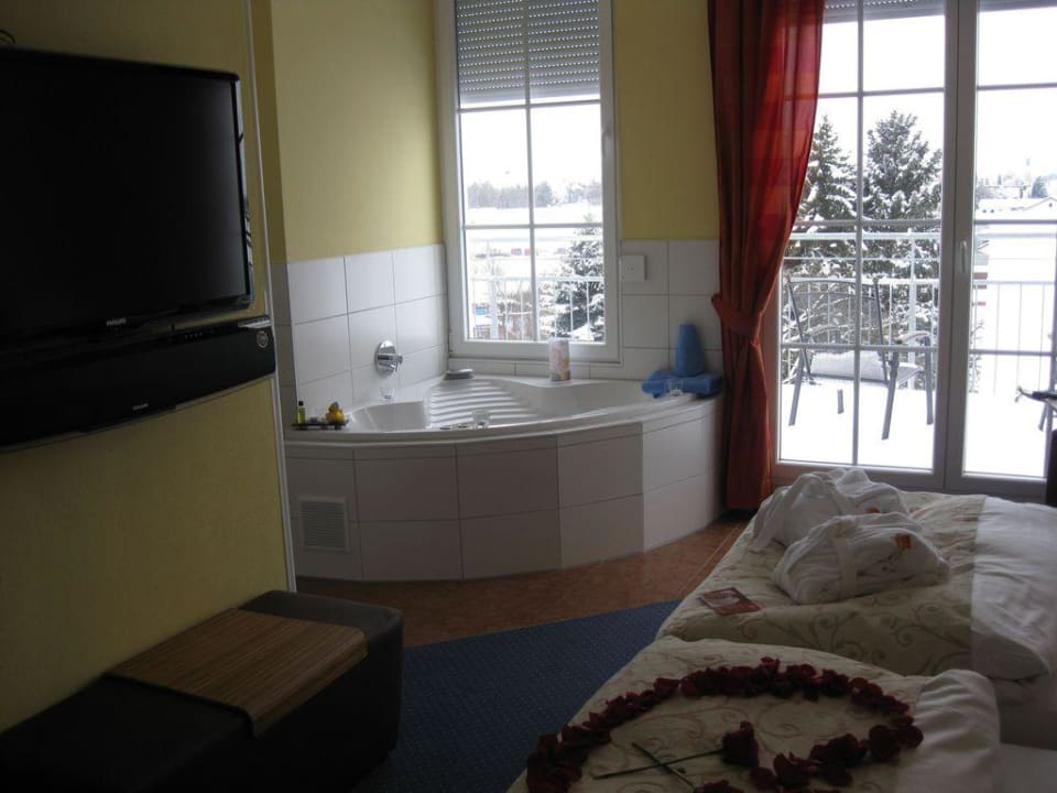 Penthousesuite mit Badewanne BLOCK Hotel & Living