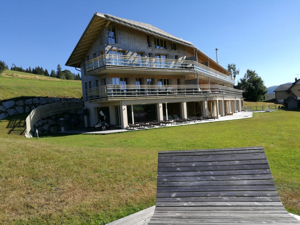 Außenansicht derWaldfrieden naturparkhotel