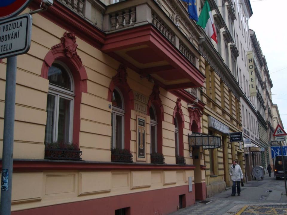 Aussenansicht Hotel Tivoli