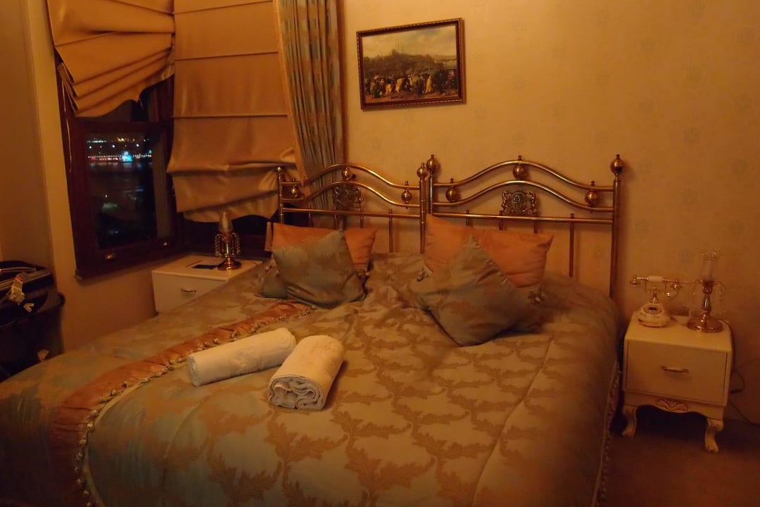 Großes Bett HHK Hotel