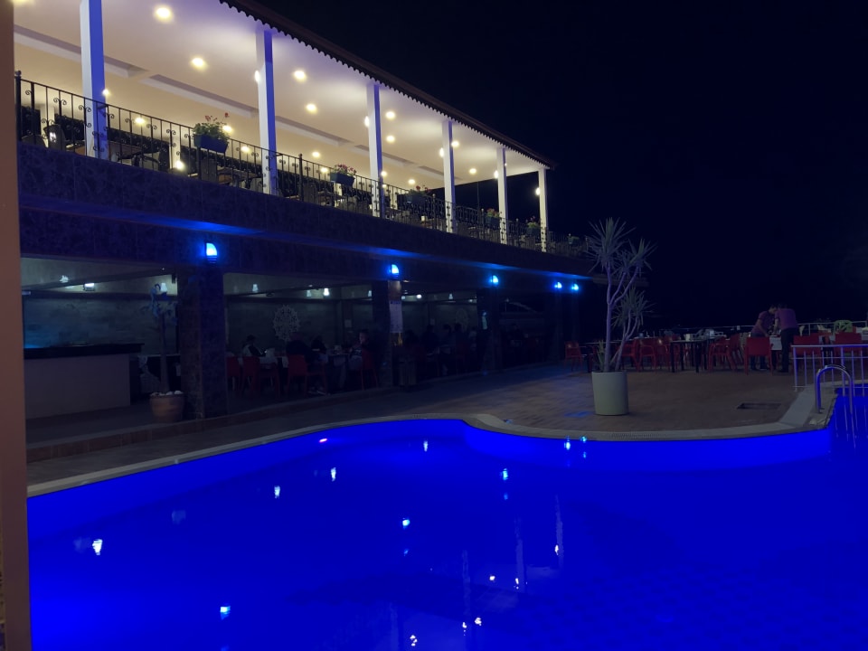 Pool Aleria Belport Beach Hotel