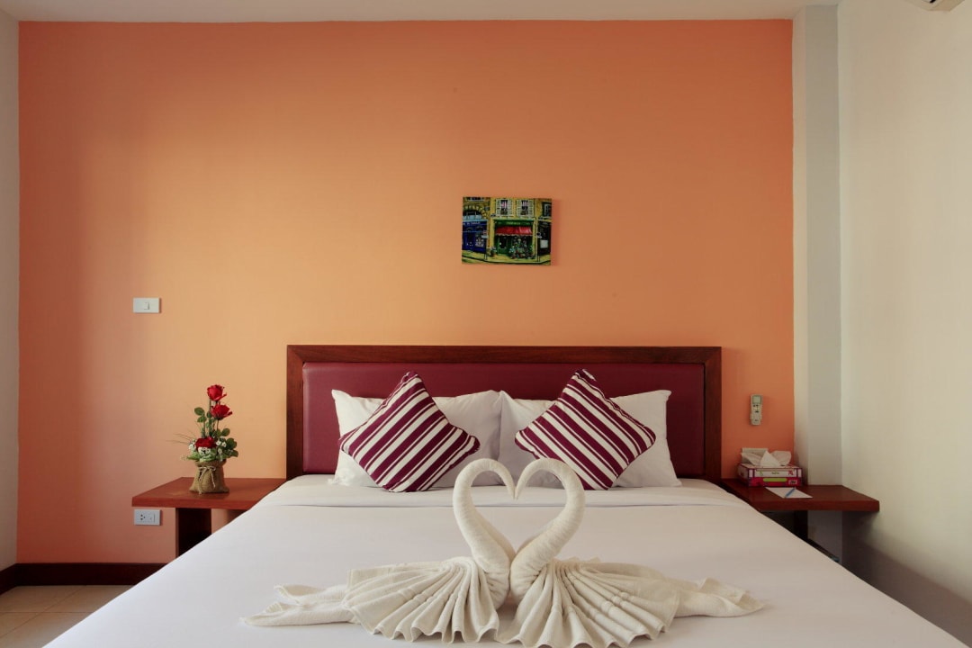 Superior Room Hotel B-Bossa Patong