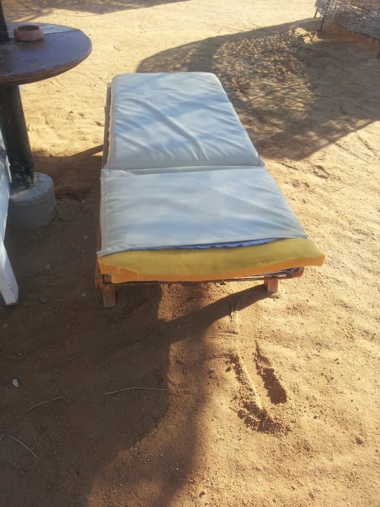 Liegen am Strand Riviera Aqua Park Resort