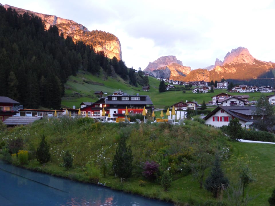 Abendstimmung Hotel Alpenroyal