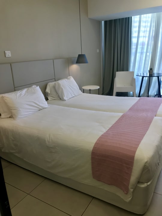 Zimmer Napa Mermaid Hotel & Suites