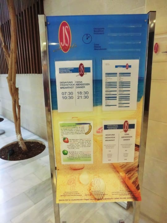 Infotafel für Restaurant.  JS Hotel Sol de Alcudia