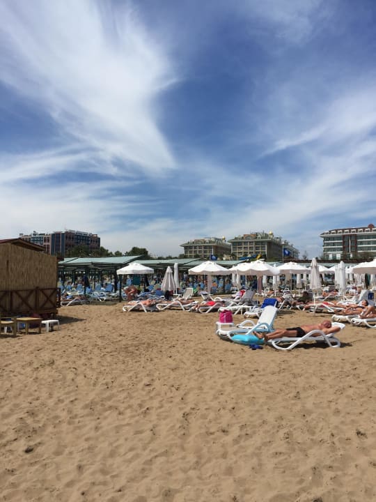 Pool Side Sunport Hotel & Spa