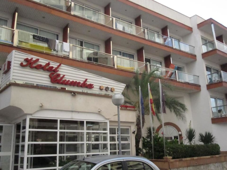 Hotel von vorne Hotel Clumba