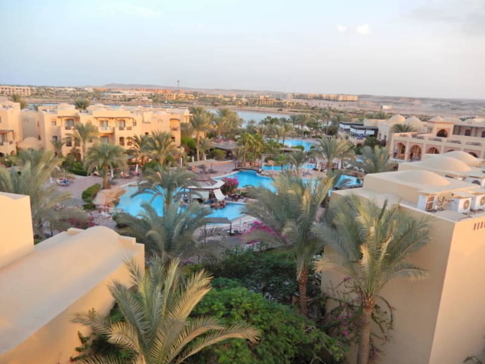 Blick vom Turm aus  Steigenberger Coraya Beach - Adults only