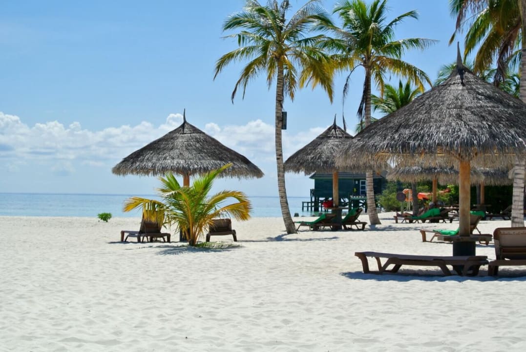 Strand Kuredu Island Resort & Spa