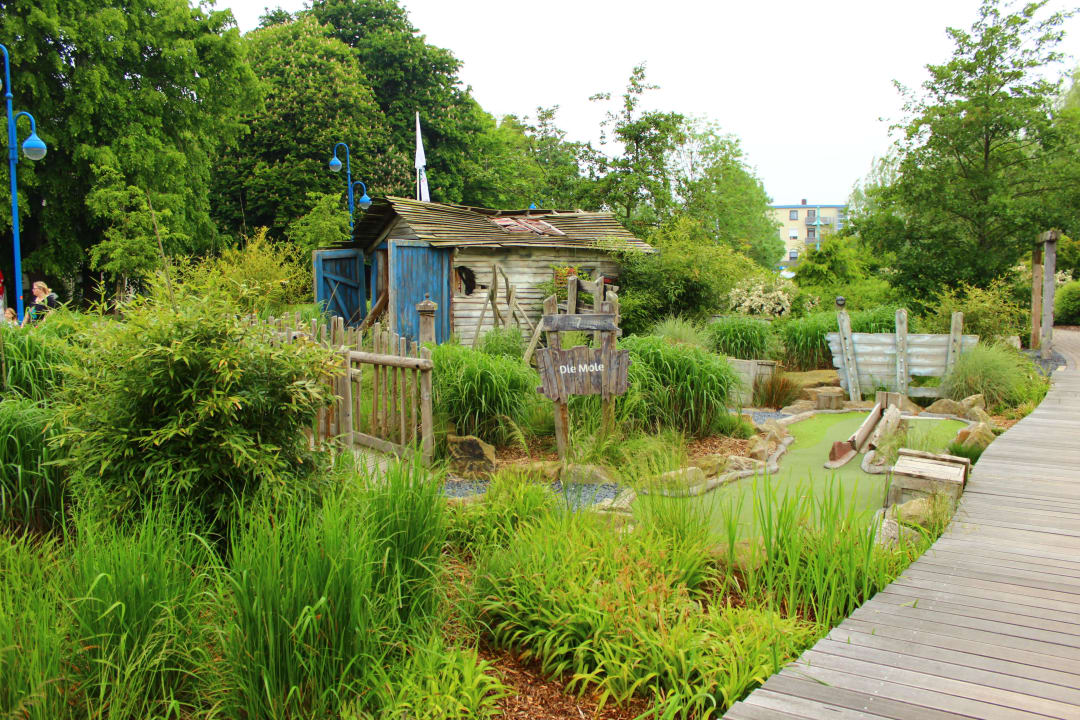 Minigolf um den Park Center Parcs Park Nordseeküste