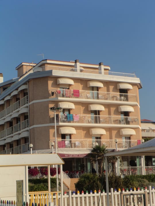  Außenansicht Hotel Excelsior Caorle