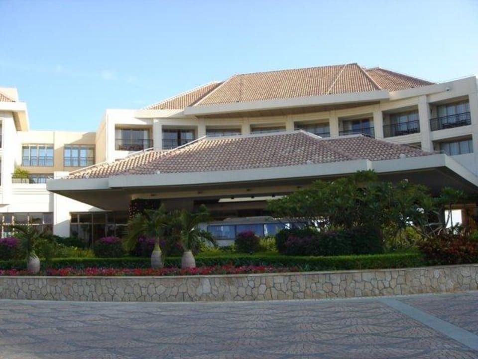 Центральный вход Hotel Sanya Marriott Resort & Spa