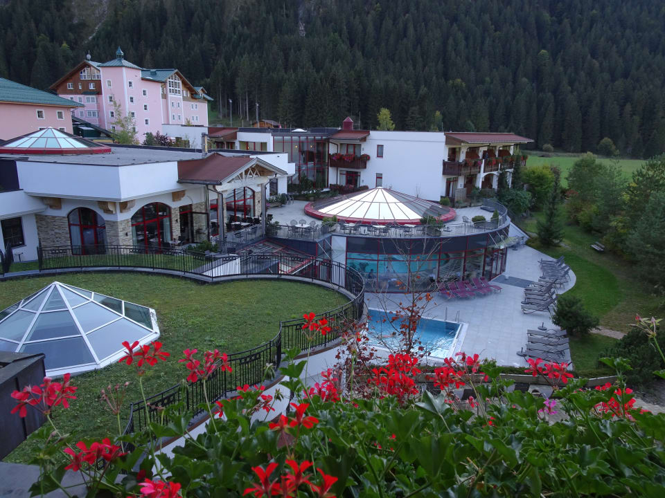  Ausblick Hotel  Tyrol  am Haldensee Gr n  HolidayCheck 