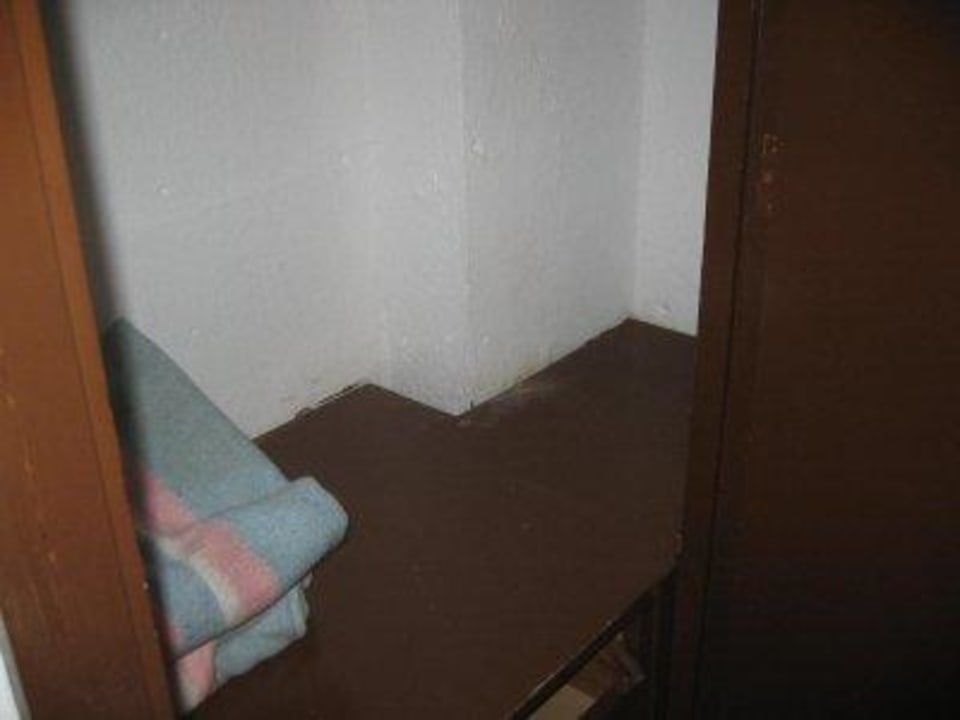 Kleiderschrank mitte Hotel Selva Arenal