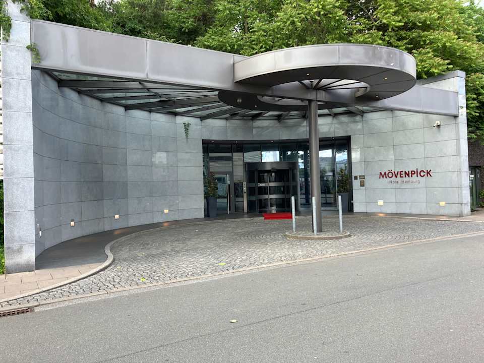 Außenansicht Mövenpick Hotel Hamburg
