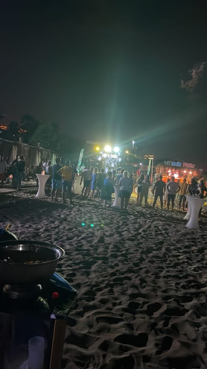 Strand Hotel Terrace Beach Resort