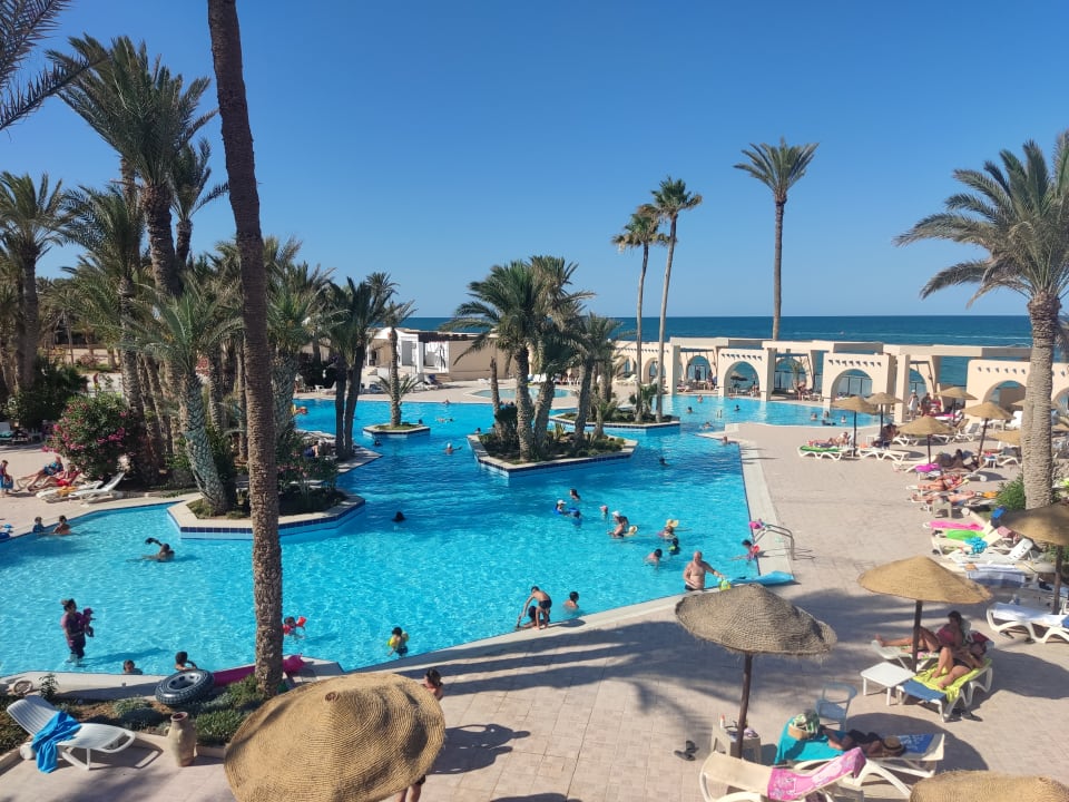 Pool Zita Beach Resort