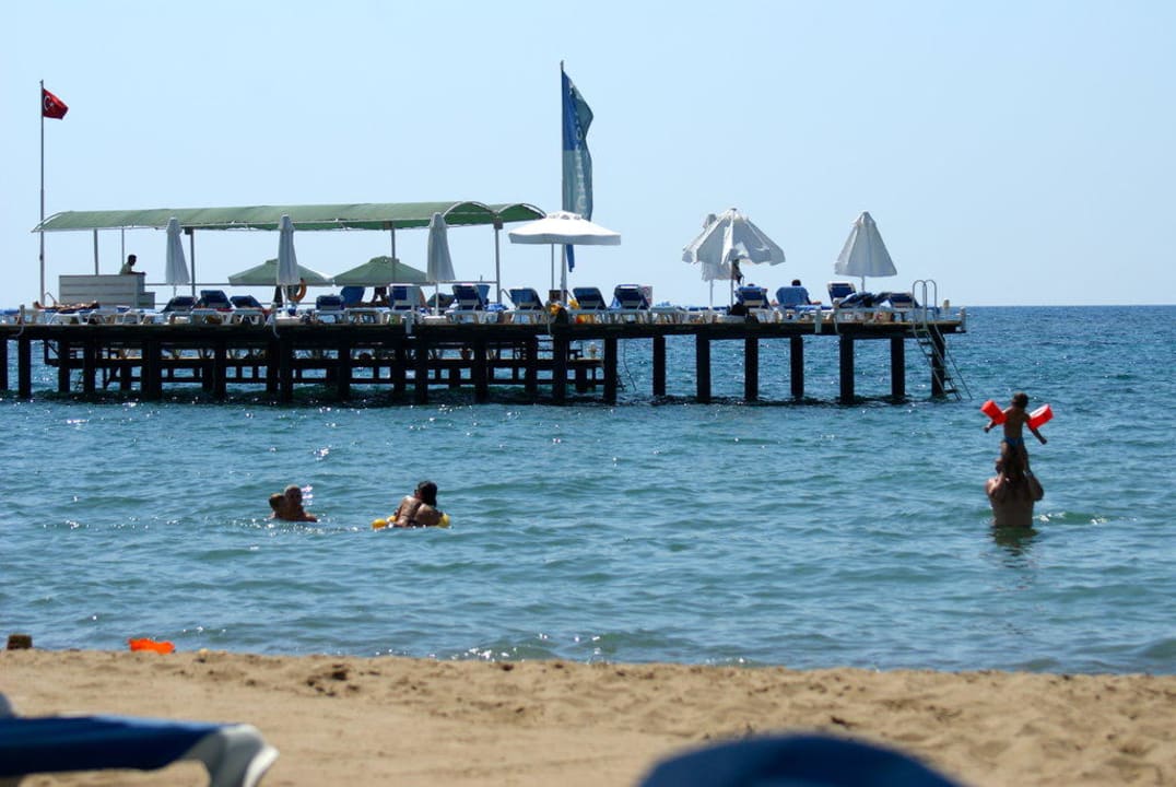Strandbar ROBINSON PAMFILYA