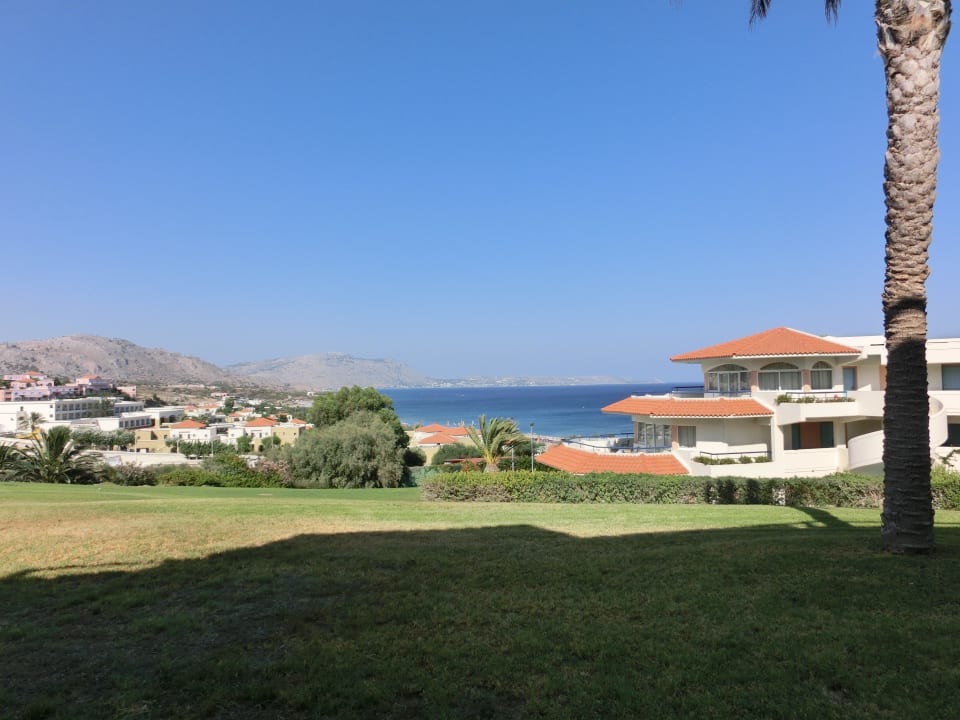 Ausblick von unserer Terrasse  Rodos Princess Beach Hotel & Spa
