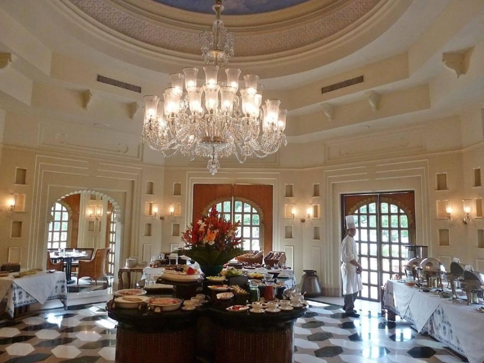 Frühstück im Suryamahal  The Oberoi Udaivilas Udaipur